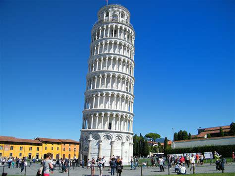 leaning tower of pisa